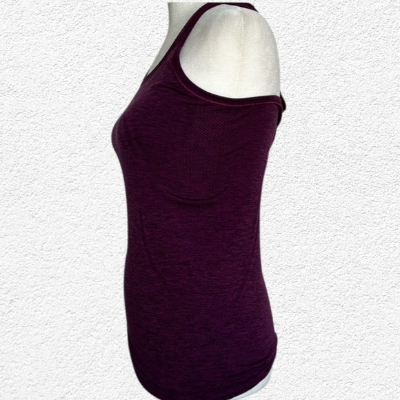 Lululemon Swiftly Tech Racerback - Picture 7 of 13